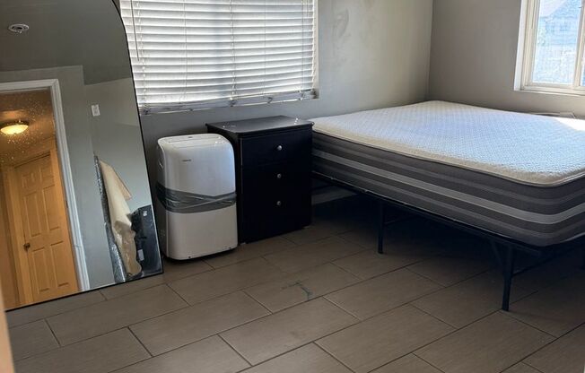 1729-1731 W. 20th St.