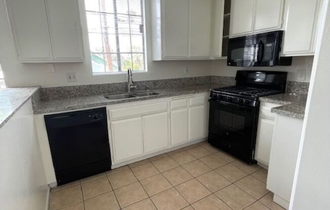 Studio, 1 bath, $1,925, Unit 105