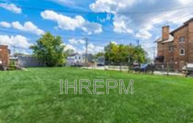 824 STUDER AVE