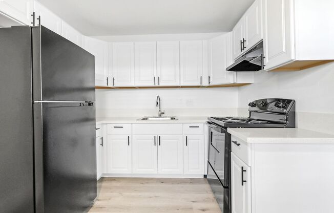 1 bed, 1 bath, 605 sqft, $1,395, Unit 5