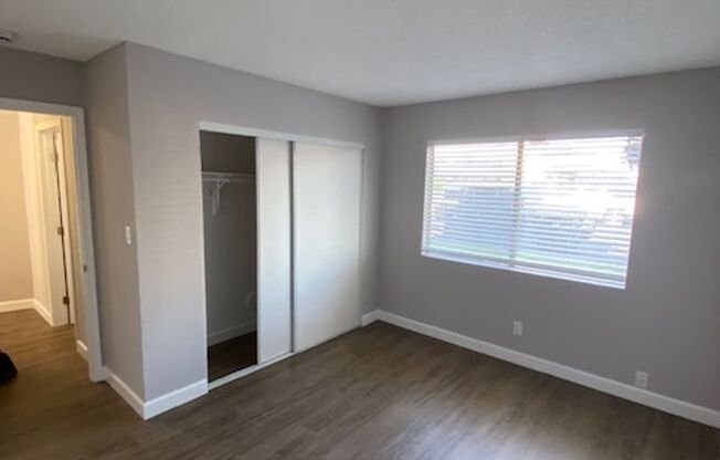 2 beds, 1 bath, 715 sqft, $2,500