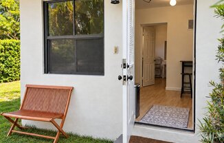 2395 NE 184 TER