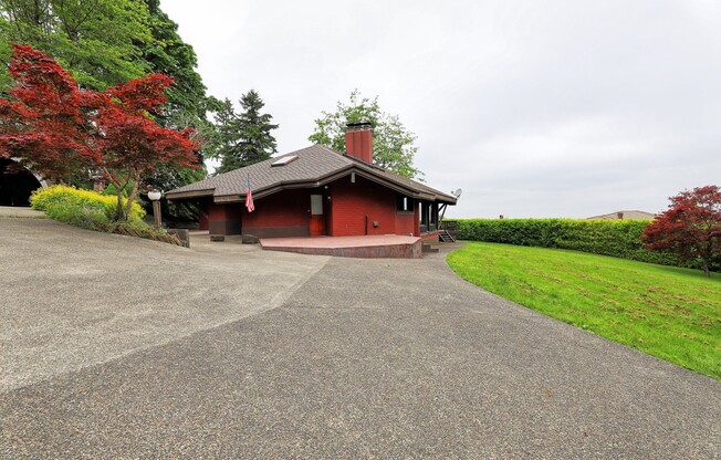 Architectural Masterpiece Sitting Atop Cougar Mountain