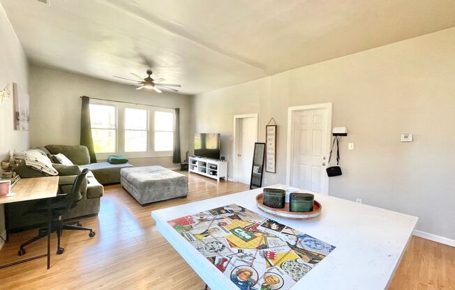 2947 W. Cortland