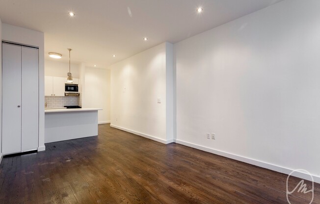65 4 AVE