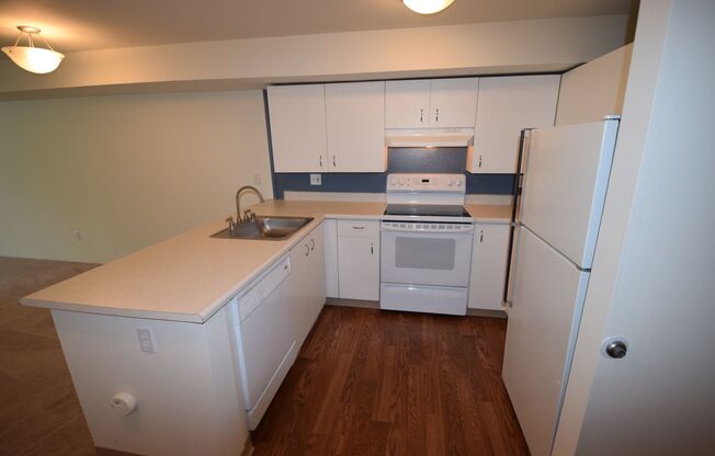 1 bed, 1 bath, 615 sqft, $1,895, Unit 404