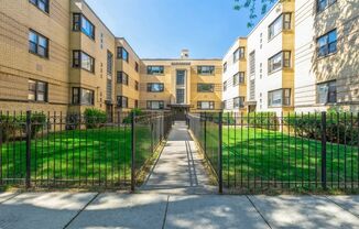 2050 E 72nd Place