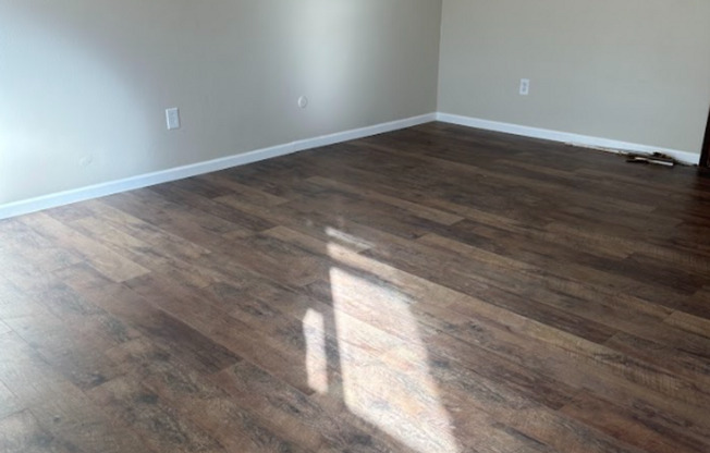 1 bed, 1 bath, 650 sqft, $1,265, Unit 1650-9