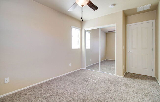 3 beds, 2 baths, 1,248 sqft, $2,400, Unit 1223