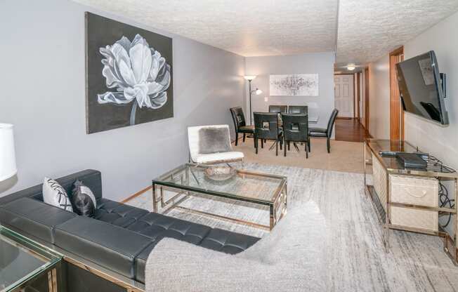 Living Room Interior at Raleigh House Apartments, MRD Apartments, East Lansing, 48823