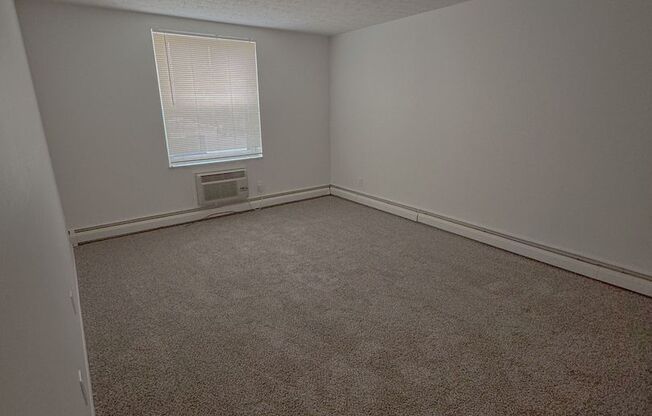 2 beds, 1.5 baths, 980 sqft, $1,525, Unit 1011