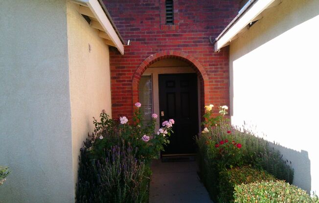 GRAND ISLAND PLACE !!!  SEVEN OAKS -