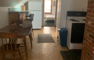 1013 NATHANIEL SPACIOUS ROOMS