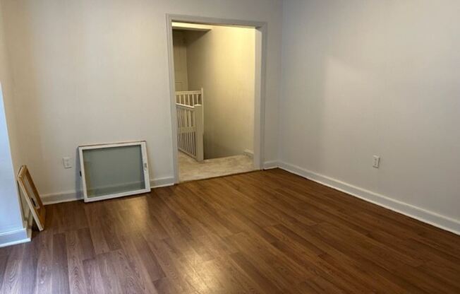 121 Pine St