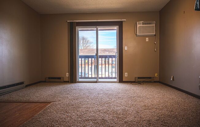 2 beds, 1 bath, 784 sqft, $1,150, Unit A2607-C