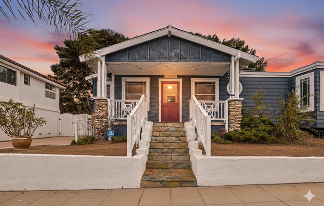 3335 RIVIERA DR