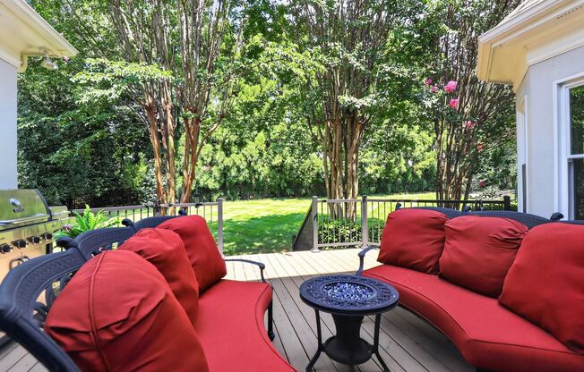 4 beds, 3.5 baths, $6,300