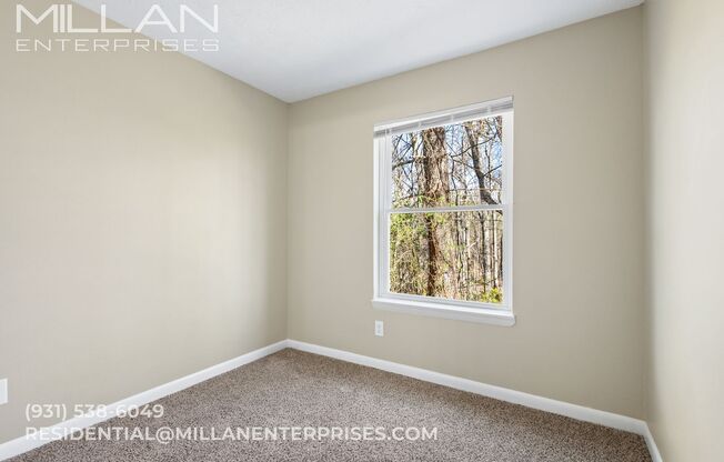 2 beds, 1 bath, 650 sqft, $975, Unit 100 Valley View Drive; Apt. B15