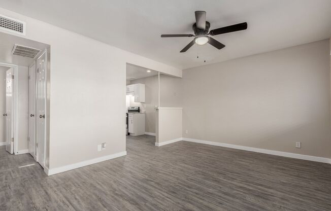 1 bed, 1 bath, $1,295, Unit 2040 - 4