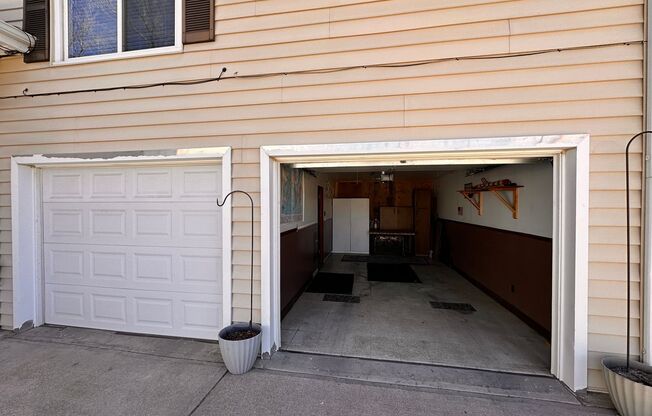 2 beds, 1 bath, 800 sqft, $1,695, Unit 509 7th St - Upper unit