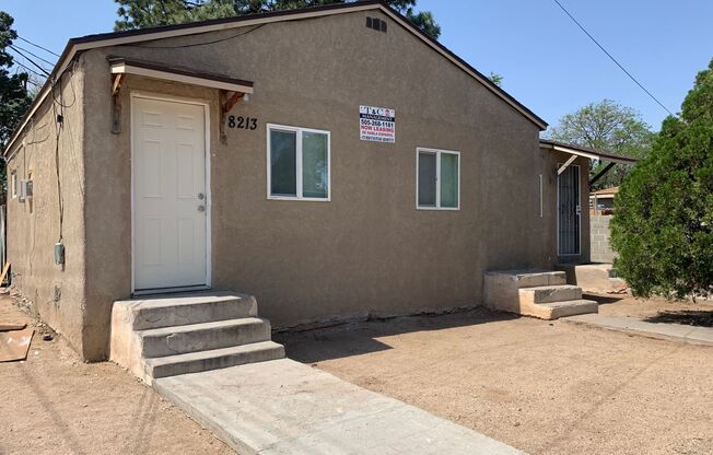 Charming 1 Bed / 1 Bath Duplex with Driveway Parking