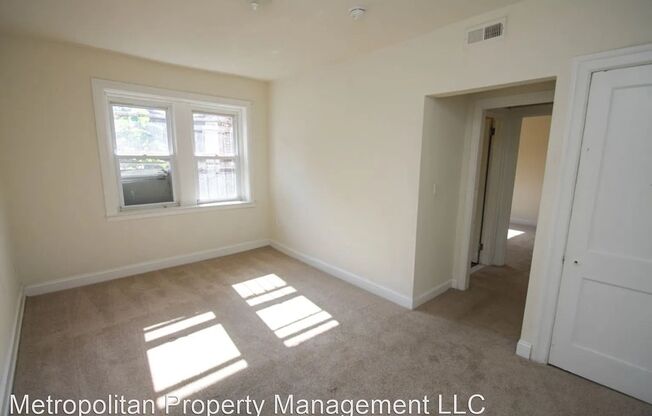 1260 Oak Lane