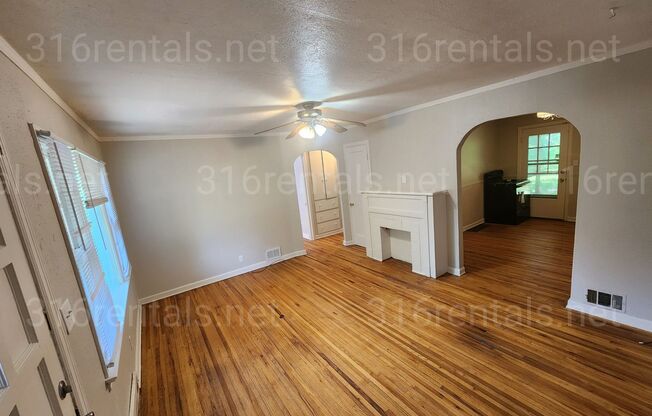 $975- 3 bedroom / 1 bathroom - Single Family Home