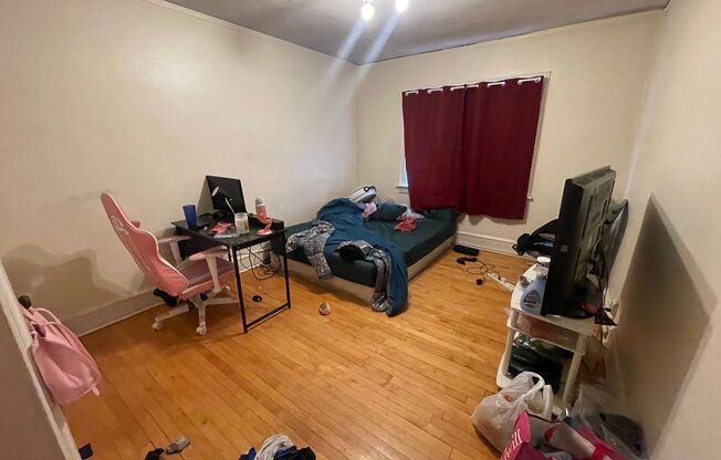 1 bed, 1 bath, $1,025, Unit 03