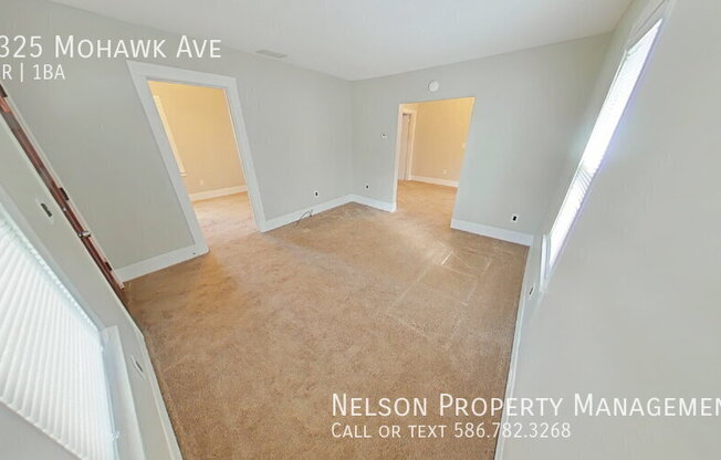 1325 MOHAWK AVE