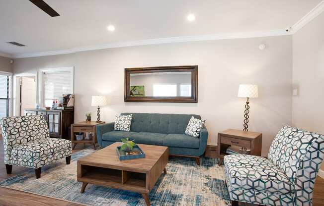 Leasing Office Lounge at Stony Creek Apartments in Austin Texas