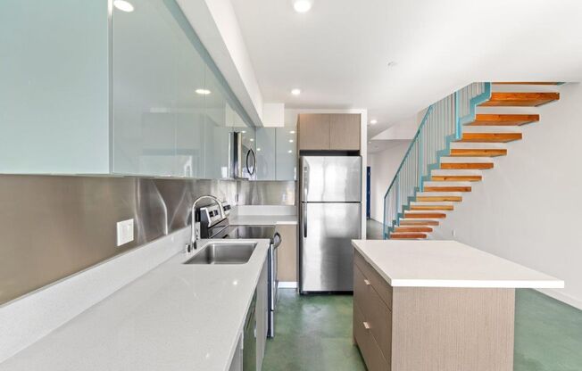 2 beds, 2.5 baths, 1,145 sqft, $3,195, Unit 505