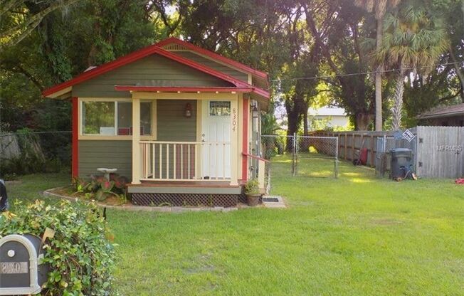 Centrally located 1/1 bungalow