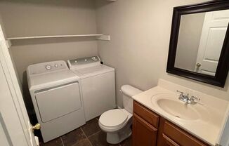 End Unit Townhome in Elizabeth/Plaza Midwood Area! ***50% discount for the first full month with a 13 month lease***