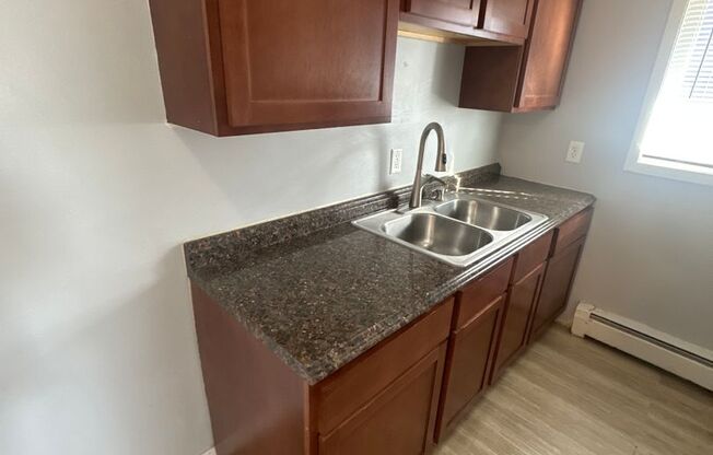 1 bed, 1 bath, $1,090, Unit 306