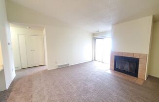 2 beds, 1 bath, $1,295