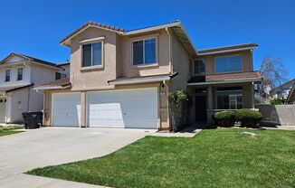 4 bedroom with 3 car garage in Tracy!