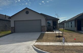 3 beds, 2 baths, $1,550