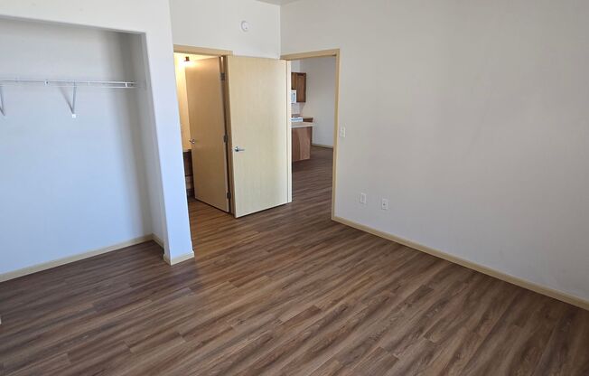 4 beds, 3 baths, $1,895, Unit 112