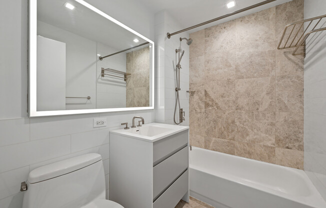 Studio, 1 bath, $4,000, Unit P14B