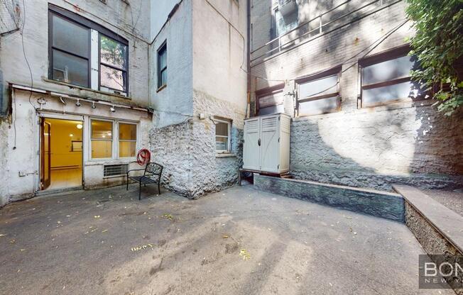 286 W END AVE
