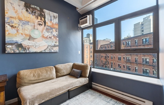 1 bed, 1 bath, 400 sqft, $2,800, Unit 318