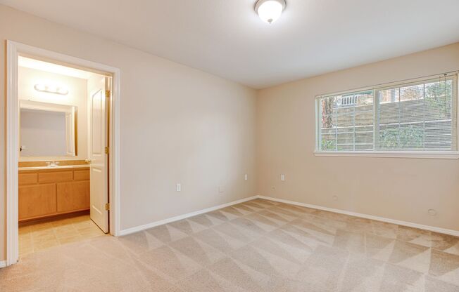 2 beds, 2 baths, 1,015 sqft, $1,650, Unit 1236-304