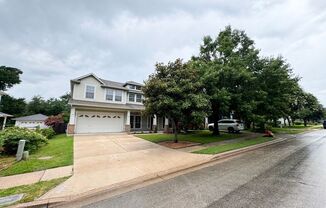 Gorgeous 5 bedroom home available in Circle C Ranch!