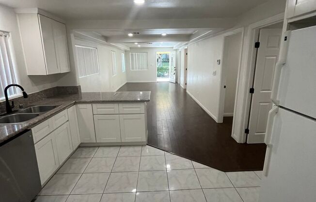 556 N. Mar Vista Ave.