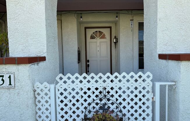 Beautiful Camarillo Townhome