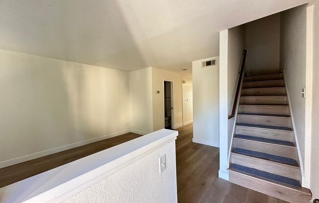 Cozy Beautiful Townhouse for Rent