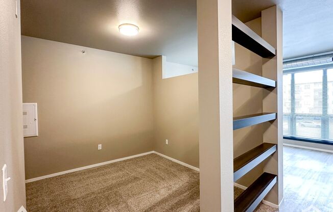 Studio, 1 bath, 558 sqft, $925, Unit 5521-5214