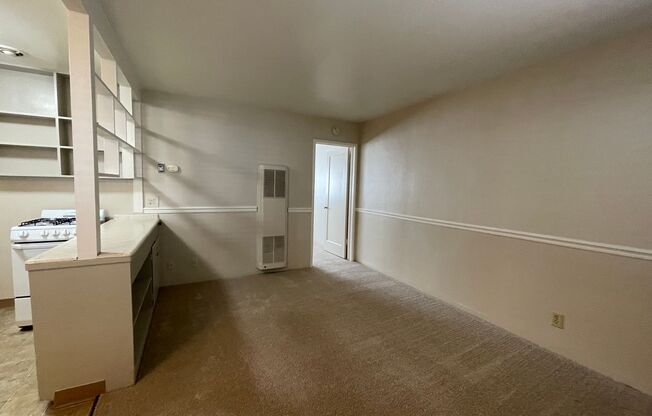 Live Where Midtown Happens – Fort Sutter Manor @ 2508 L Street!