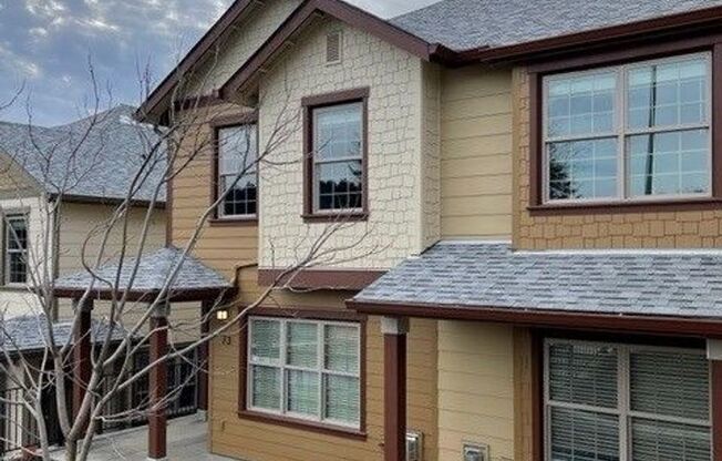 2 beds, 2.5 baths, 1,274 sqft, $2,475, Unit 81