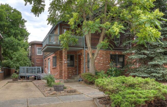 3 Bedroom Townhome Steps from Downtown Boulder